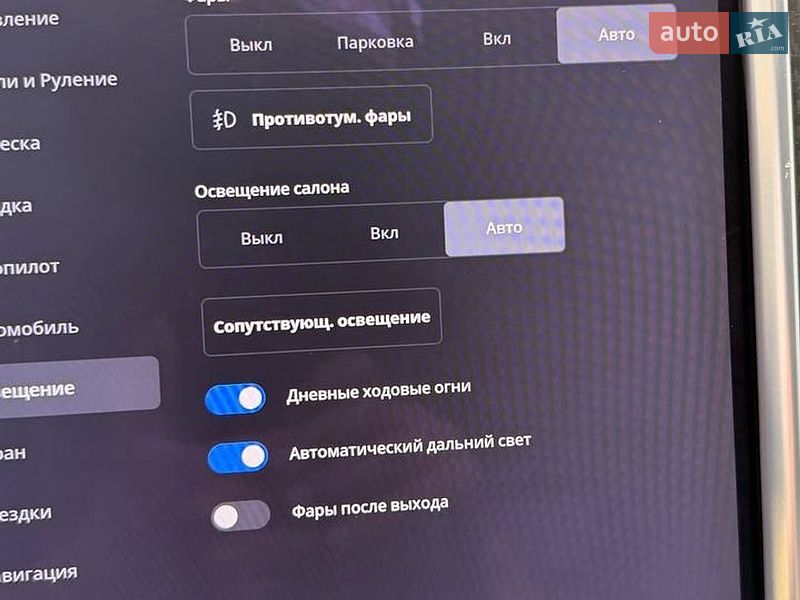 Лифтбек Tesla Model S 2015 в Киеве