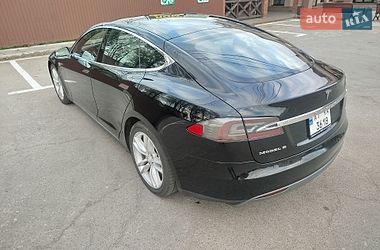 Лифтбек Tesla Model S 2015 в Броварах