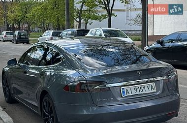 Лифтбек Tesla Model S 2013 в Киеве