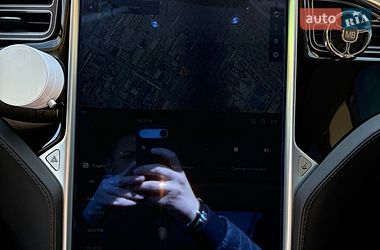 Лифтбек Tesla Model S 2014 в Киеве