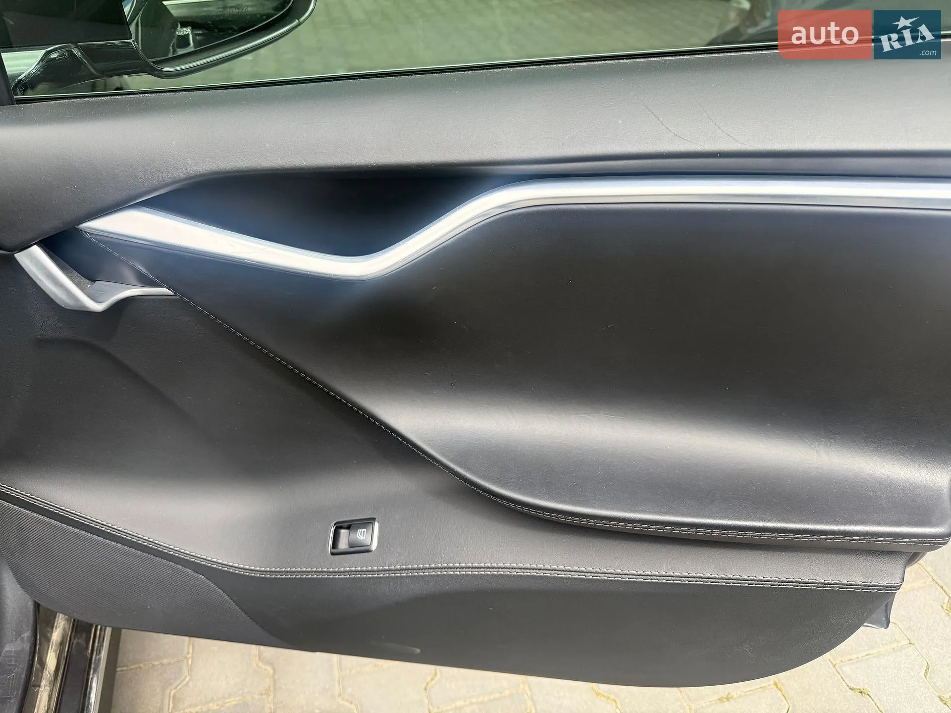 2015 Tesla Model S - мініатюра 2