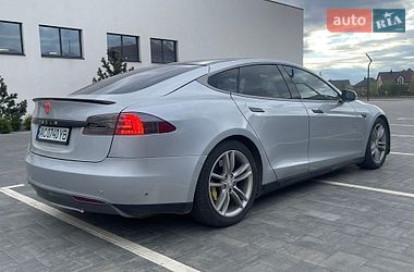 Лифтбек Tesla Model S 2012 в Луцке