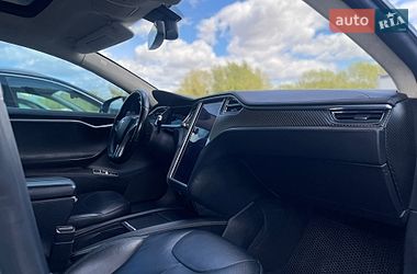 Лифтбек Tesla Model S 2012 в Луцке