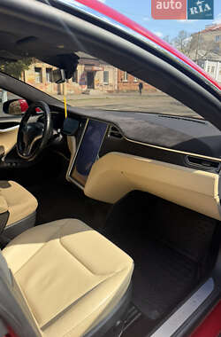 Лифтбек Tesla Model S 2016 в Харькове