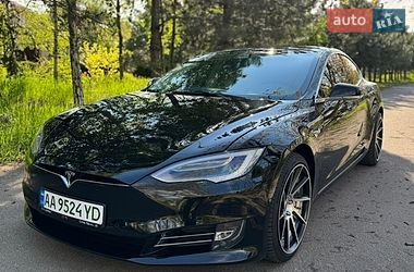 Ліфтбек Tesla Model S 2018 в Одесі