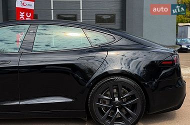 Лифтбек Tesla Model S 2022 в Киеве