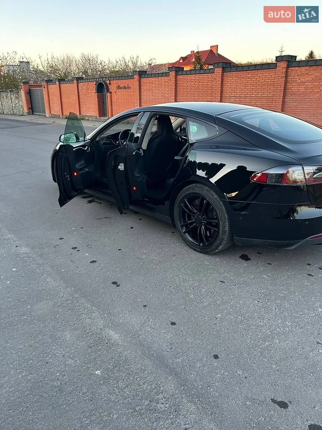 2015 Tesla Model S - мініатюра 16