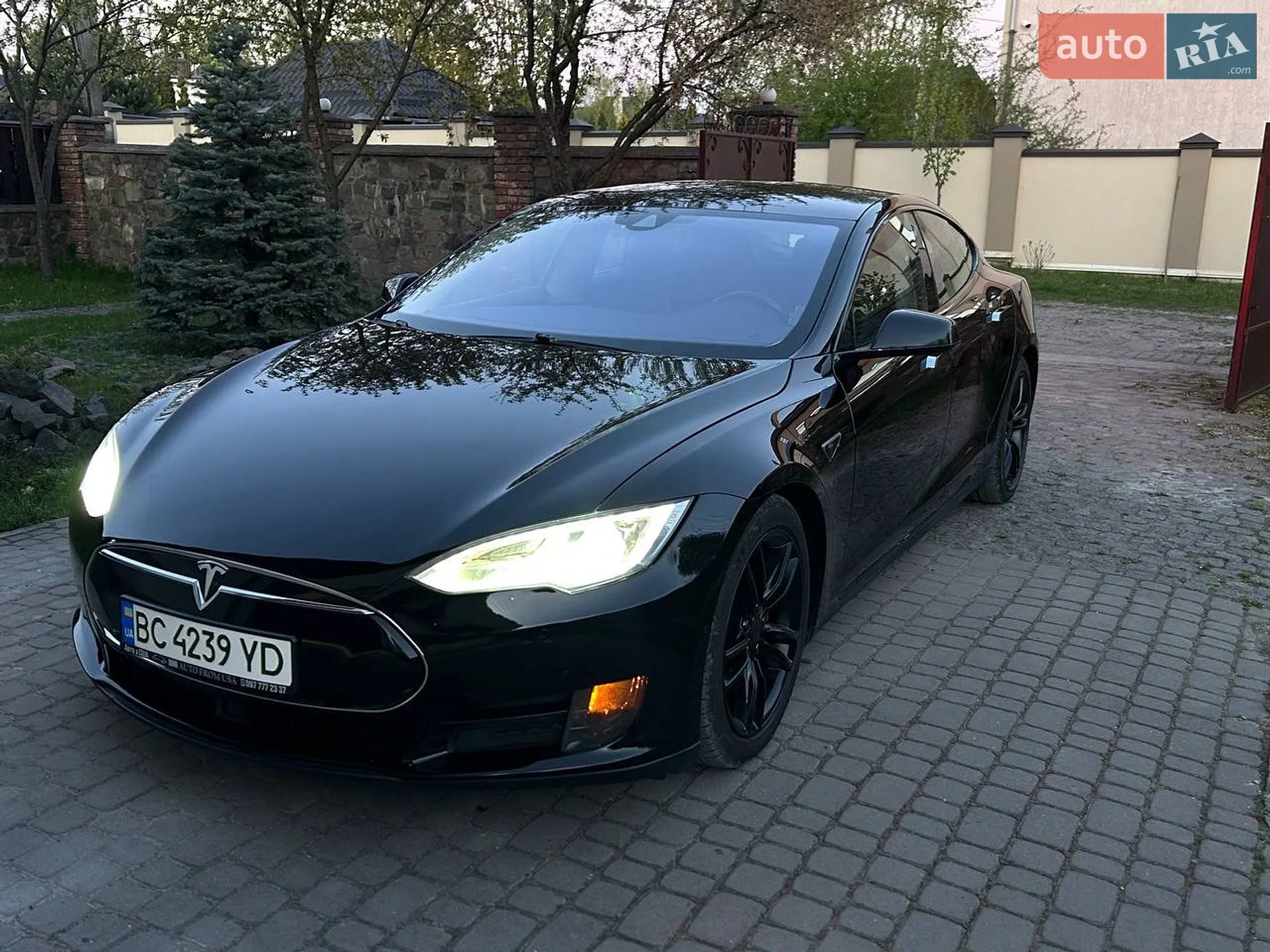 2015 Tesla Model S - мініатюра 18