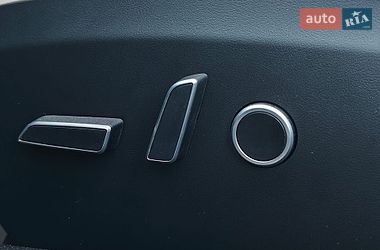 Лифтбек Tesla Model S 2021 в Львове