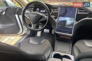 Ліфтбек Tesla Model S 2016 в Миколаєві