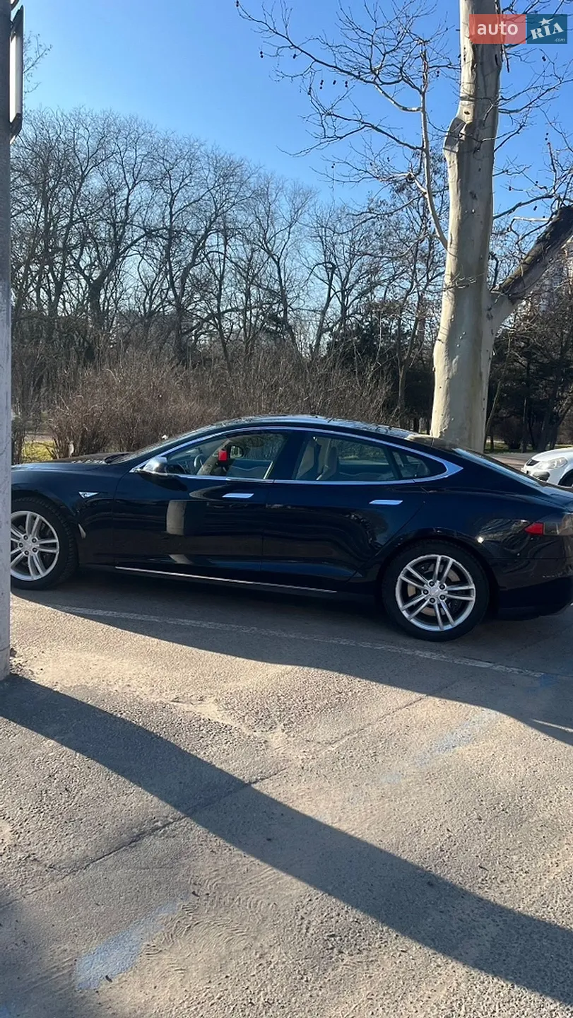 2013 Tesla Model S - мініатюра 3
