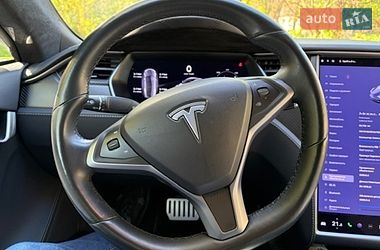 Лифтбек Tesla Model S 2020 в Киеве