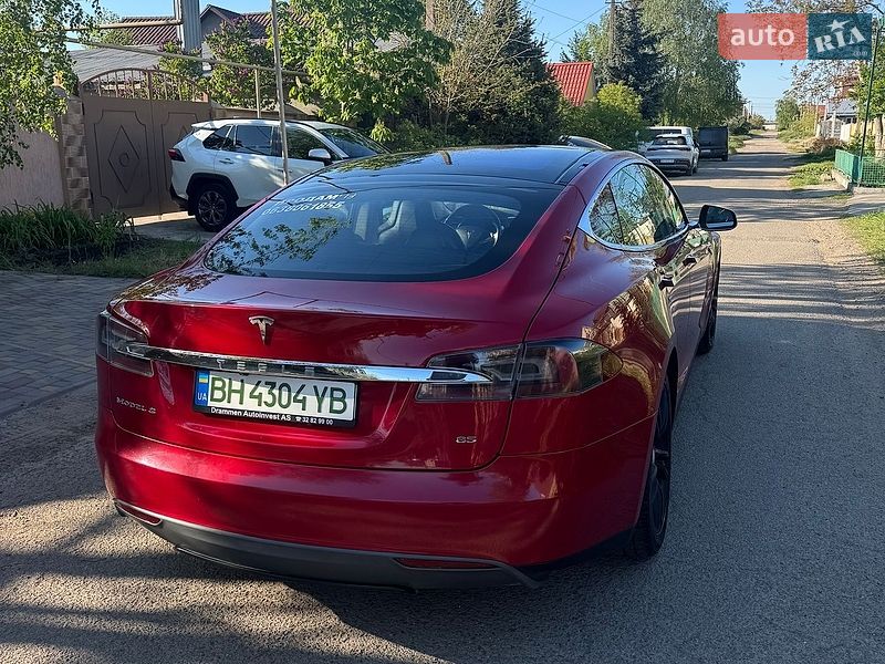 Лифтбек Tesla Model S 2013 в Одессе