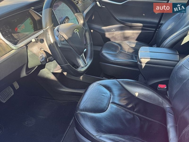 Лифтбек Tesla Model S 2013 в Одессе