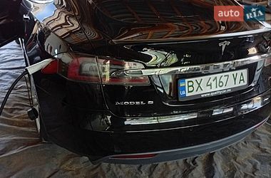 Ліфтбек Tesla Model S 2013 в Кам'янець-Подільському