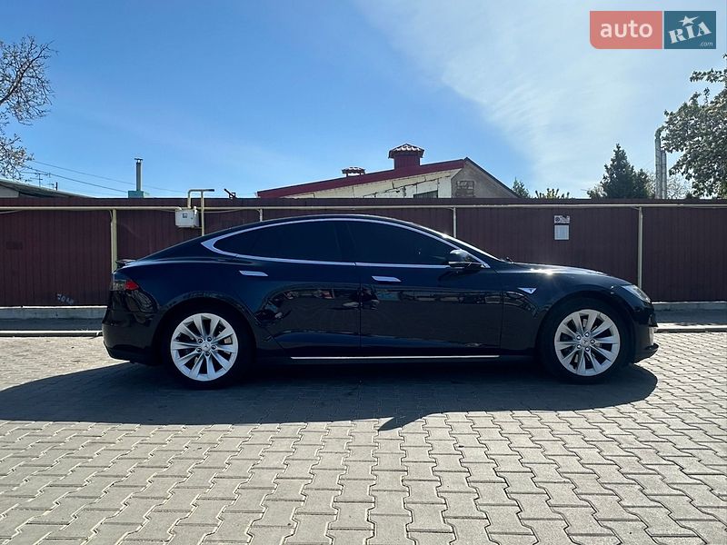 Лифтбек Tesla Model S 2013 в Одессе