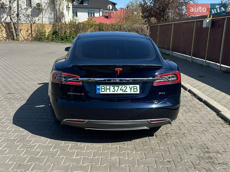 Лифтбек Tesla Model S 2013 в Одессе