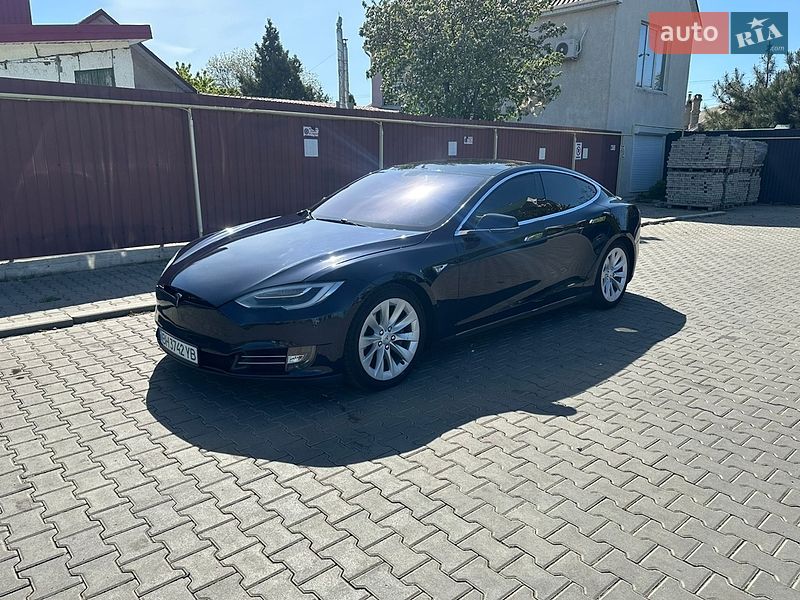 Лифтбек Tesla Model S 2013 в Одессе