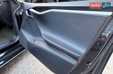Лифтбек Tesla Model S 2017 в Одессе