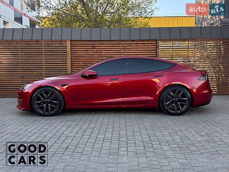Ліфтбек Tesla Model S 2024 в Одесі