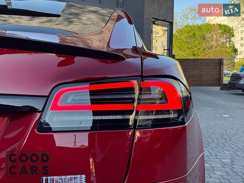 Ліфтбек Tesla Model S 2024 в Одесі