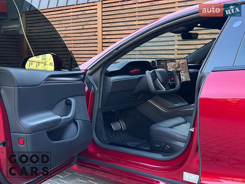 Ліфтбек Tesla Model S 2024 в Одесі