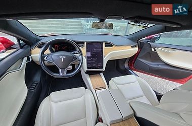Лифтбек Tesla Model S 2020 в Ужгороде