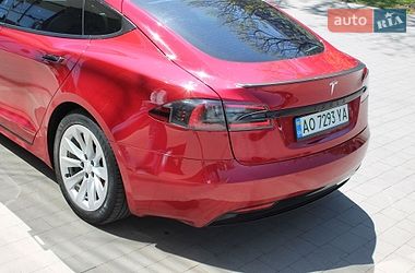 Лифтбек Tesla Model S 2020 в Ужгороде