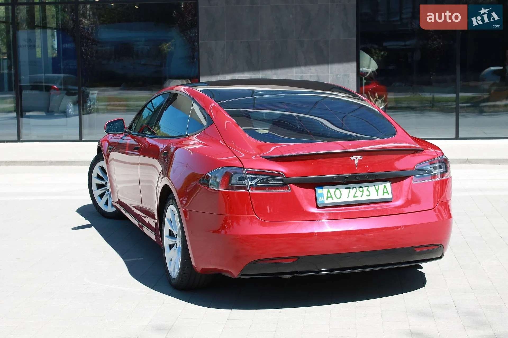 2020 Tesla Model S - мініатюра 47