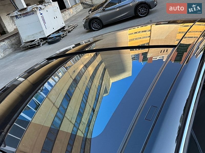 Лифтбек Tesla Model S 2014 в Киеве