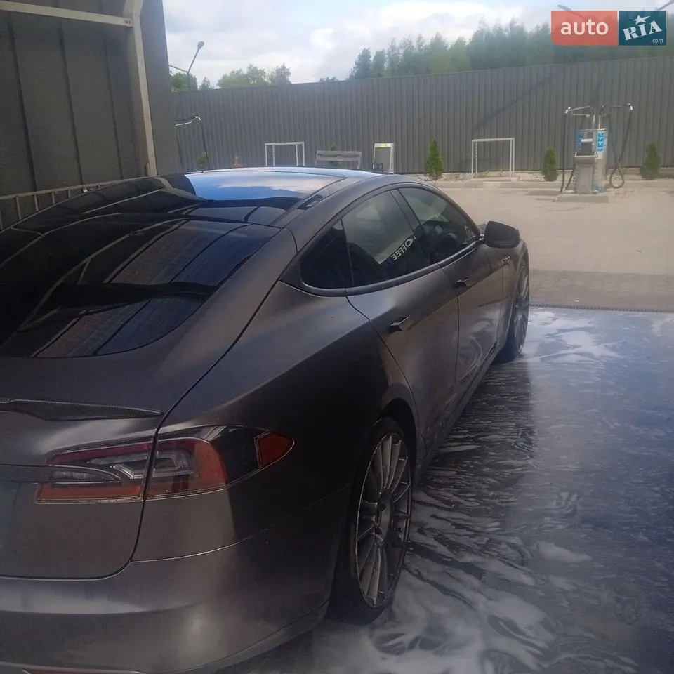 2014 Tesla Model S - мініатюра 19