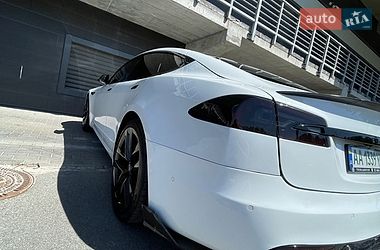 Лифтбек Tesla Model S 2021 в Киеве