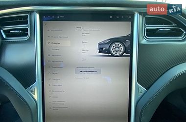 Лифтбек Tesla Model S 2017 в Киеве