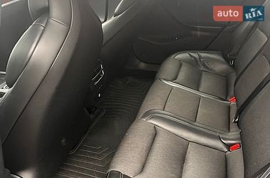 Лифтбек Tesla Model S 2017 в Киеве