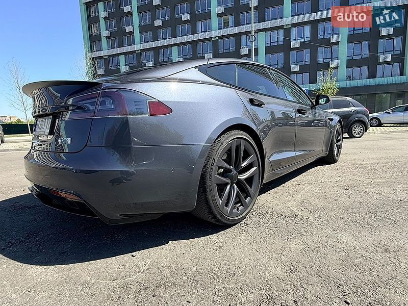 Ліфтбек Tesla Model S 2021 в Києві