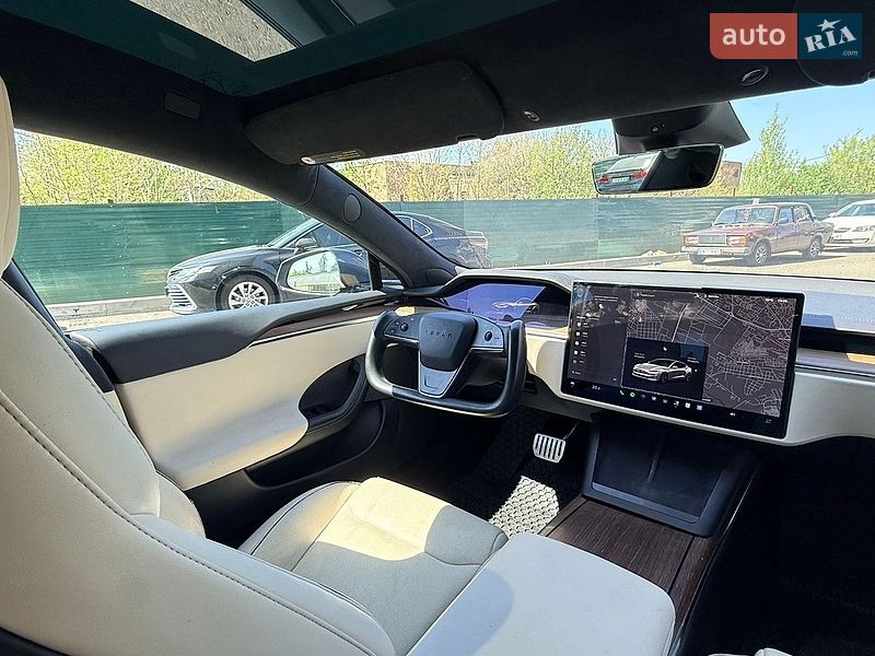 Ліфтбек Tesla Model S 2021 в Києві