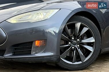 Лифтбек Tesla Model S 2015 в Одессе
