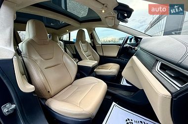 Лифтбек Tesla Model S 2015 в Одессе