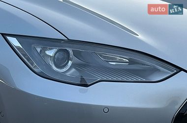 Лифтбек Tesla Model S 2014 в Ровно