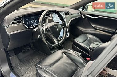 Ліфтбек Tesla Model S 2015 в Вінниці