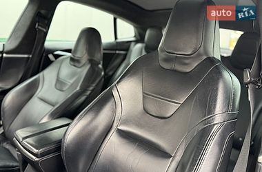 Ліфтбек Tesla Model S 2015 в Вінниці