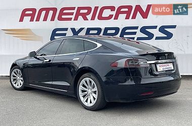 Ліфтбек Tesla Model S 2016 в Києві
