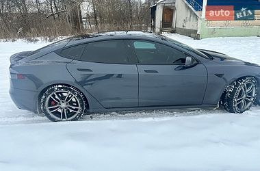 Ліфтбек Tesla Model S 2016 в Городку