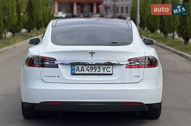 Лифтбек Tesla Model S 2015 в Киеве