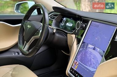 Лифтбек Tesla Model S 2015 в Киеве