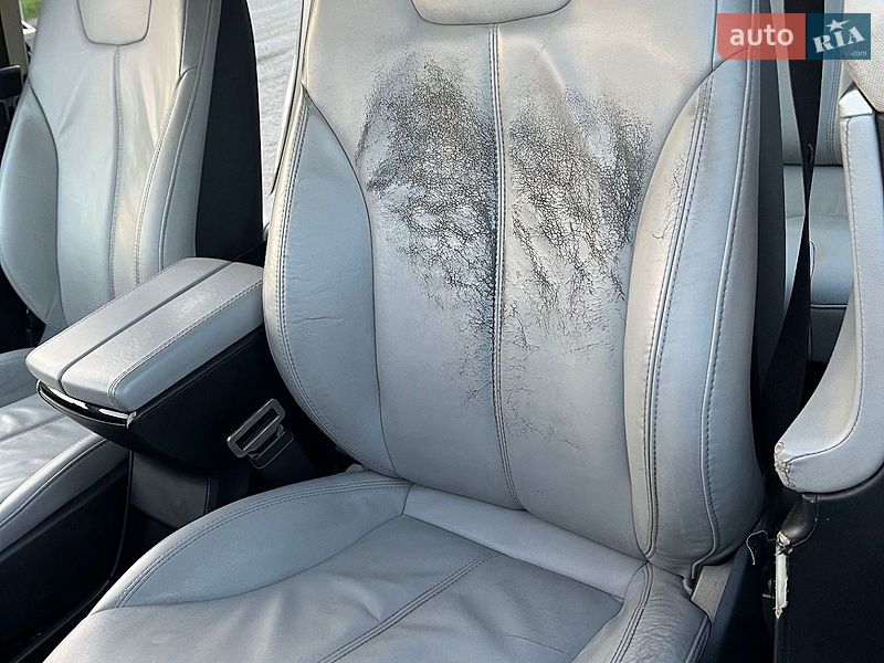 Лифтбек Tesla Model S 2013 в Львове