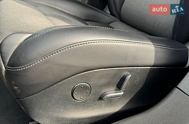 Лифтбек Tesla Model S 2017 в Киеве