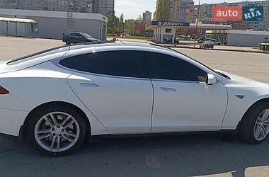 Лифтбек Tesla Model S 2014 в Харькове
