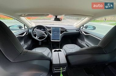 Ліфтбек Tesla Model S 2014 в Києві