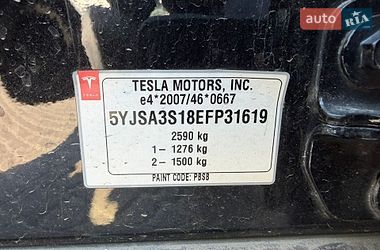 Ліфтбек Tesla Model S 2014 в Києві